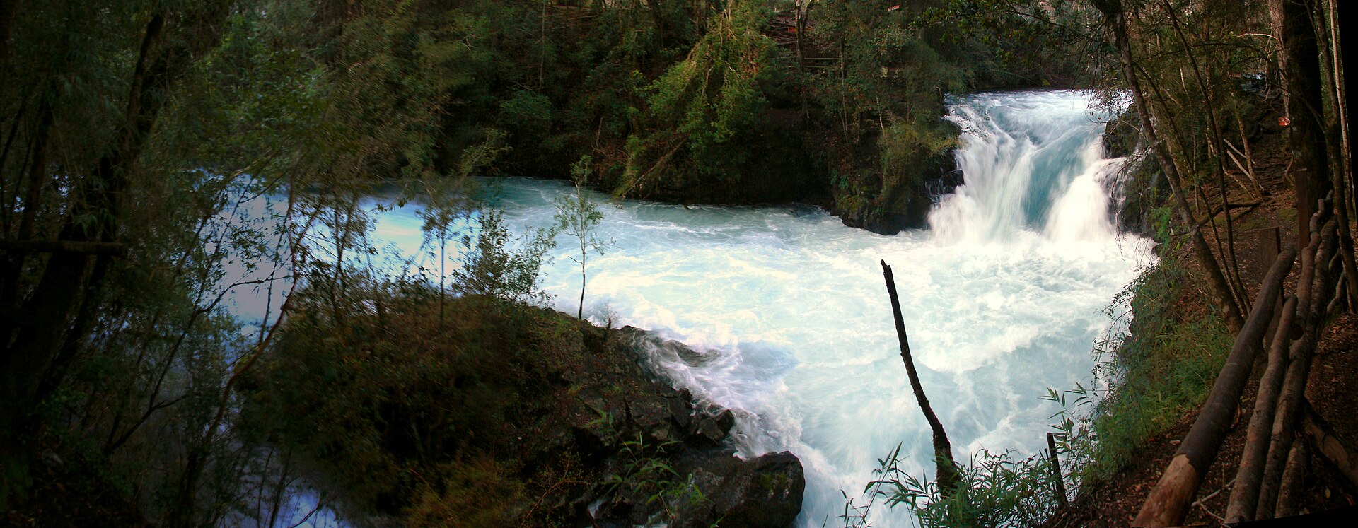Ojos del Caburgua: el paseo azul cerca de Pucón (cómo llegar, precios y la leyenda mapuche)